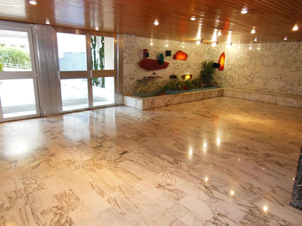 2, 3 And 4 Bedroom Sea View Forville Apartments 5 Mins From The Palais Cannes Bilik gambar