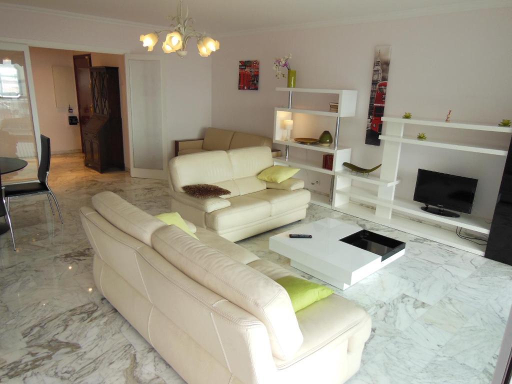 2, 3 And 4 Bedroom Sea View Forville Apartments 5 Mins From The Palais Cannes Bilik gambar
