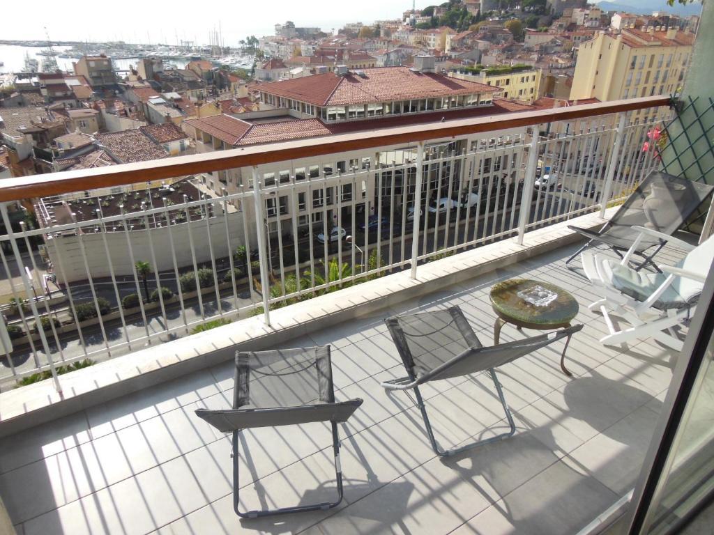 2, 3 And 4 Bedroom Sea View Forville Apartments 5 Mins From The Palais Cannes Bilik gambar